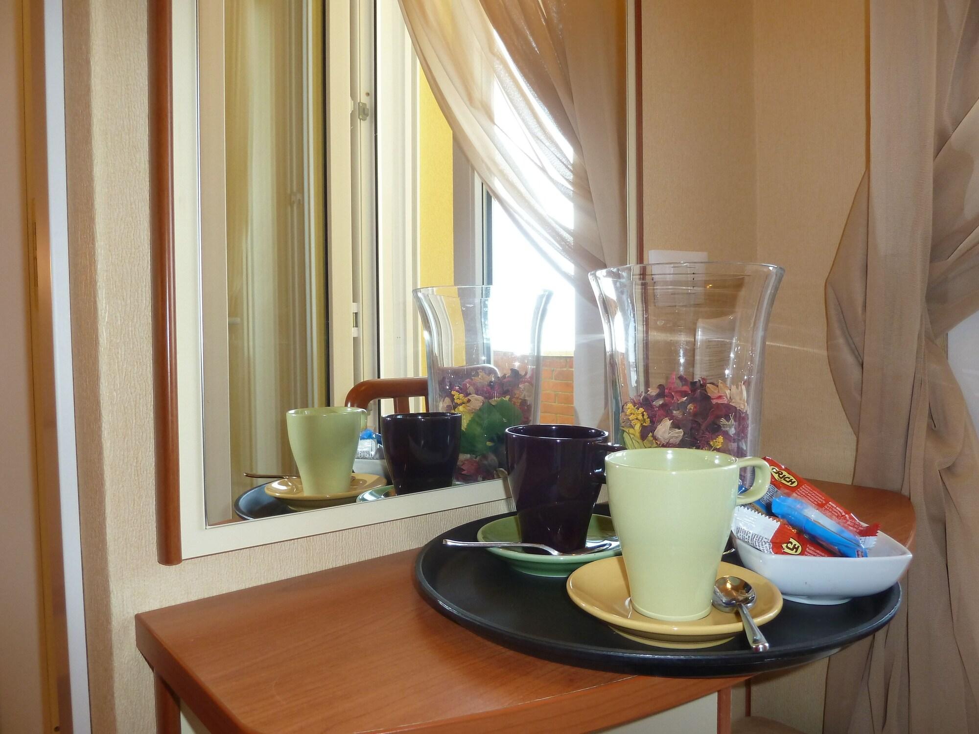 Hotel Crosal Rimini Eksteriør billede